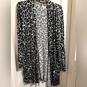 NWOT Zenana Leppard Print Open Large Cardigan With Pockets